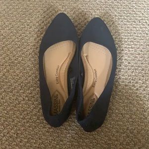Navy blue flats